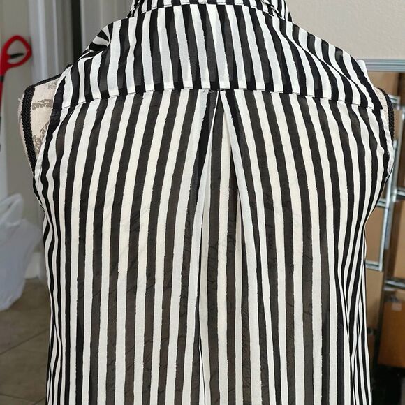 H&M Womens Blouse Sz 2 Sleeveless Striped Semi Sheer Button down Preppy Punk Y2k - Picture 8 of 12